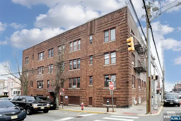 1100 83rd C3, North Bergen, NJ 07047