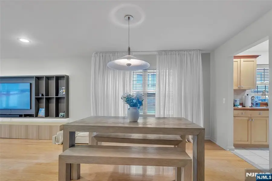 547 Gorge Road 2E, Cliffside Park, NJ 07010 - #3