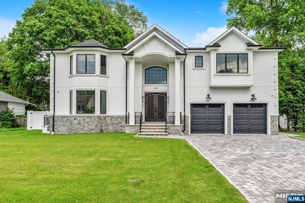 452 Oregon Street, Paramus, NJ 07652 - #1