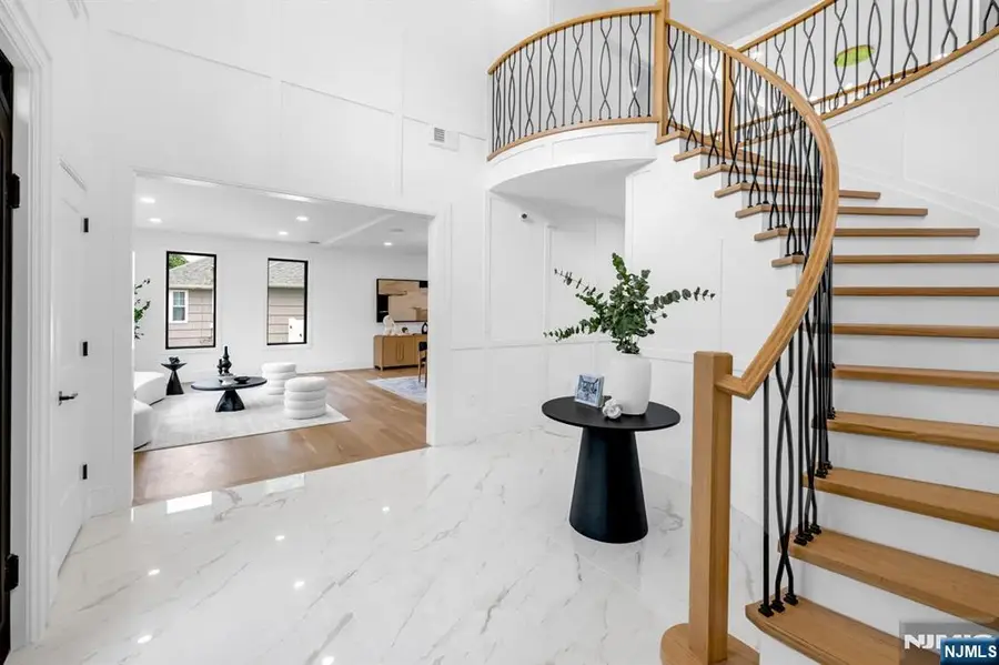 452 Oregon Street, Paramus, NJ 07652 - #2