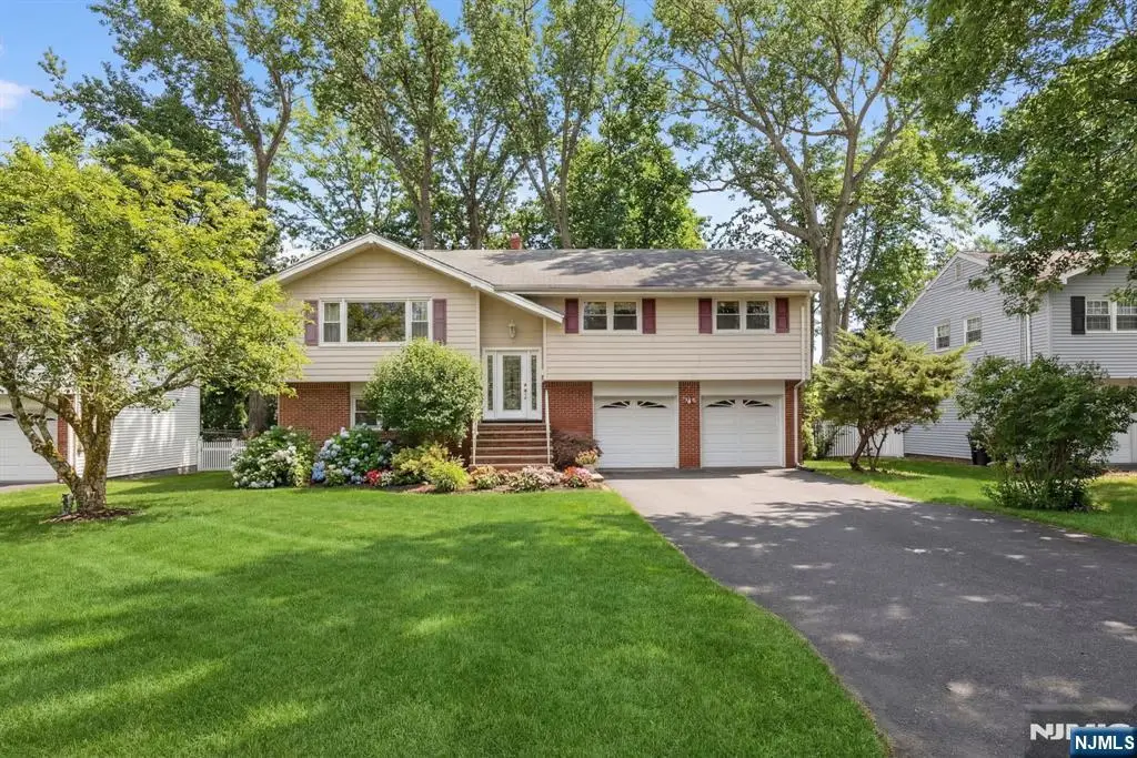 282 Nottingham Road, Ramsey, NJ 07446 - #1