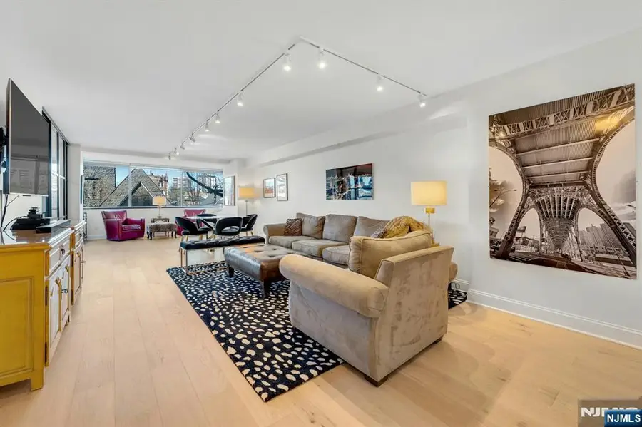 1600 Parker Avenue 1J, Fort Lee, NJ 07024 - #3