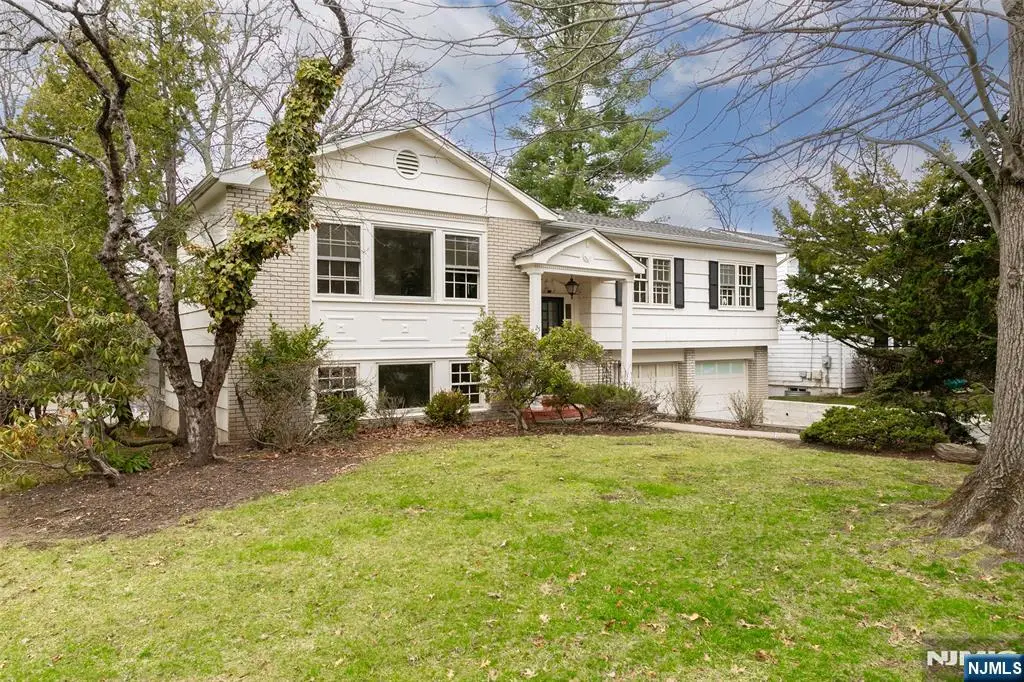 25 Devonshire Terrace, West Orange, NJ 07052 - #1