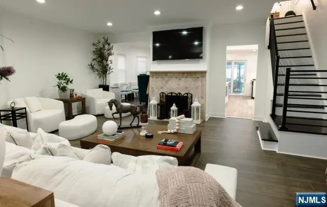 290 Elm Avenue, Bogota, NJ 07603 - #2