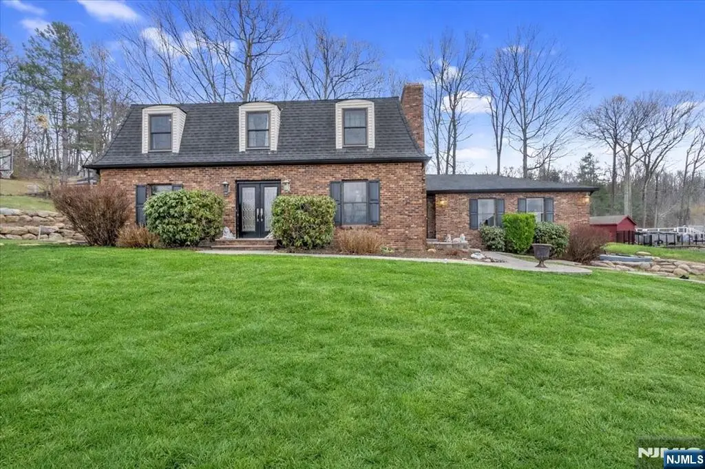 40 Alvin Road, West Milford, NJ 07480 - #1