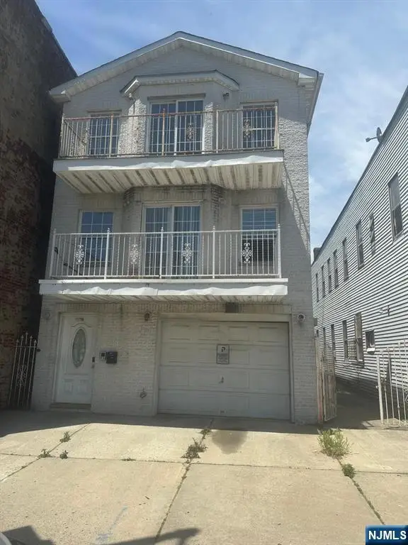 339 Ocean Avenue, Jersey City, NJ 07305
