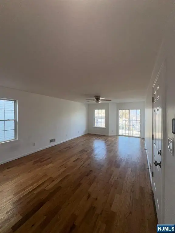 339 Ocean Avenue, Jersey City, NJ 07305 - #2