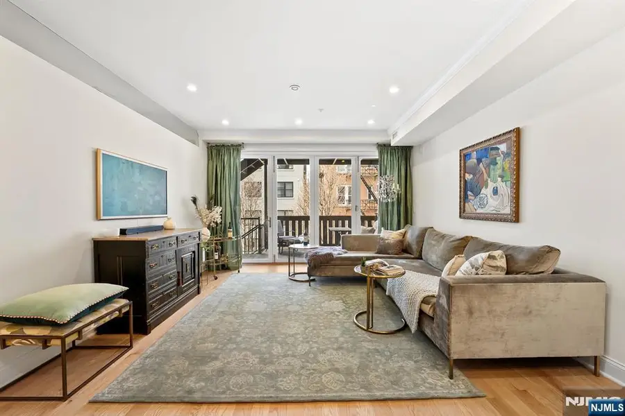 720 Willow Avenue 3, Hoboken, NJ 07030 - #2