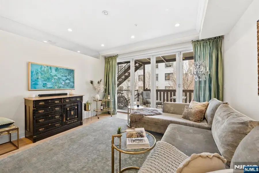 720 Willow Avenue 3, Hoboken, NJ 07030 - #3