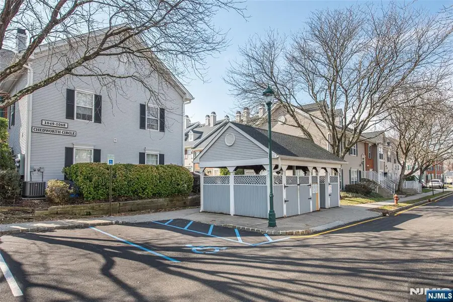 1060 Chedworth Circle, Mahwah, NJ 07430 - #3