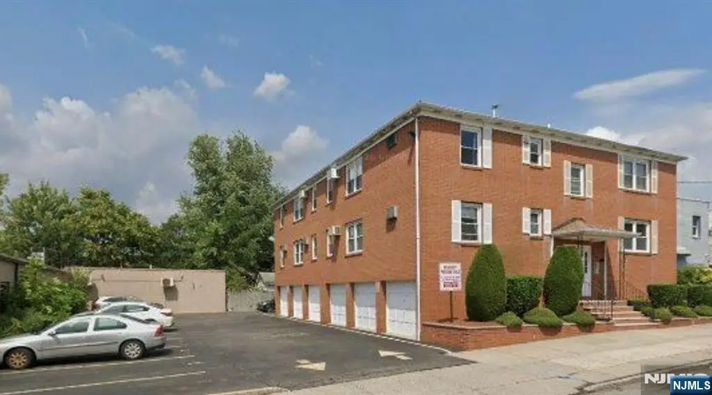 41 W Church Street 11, Bergenfield, NJ 07621 - #1