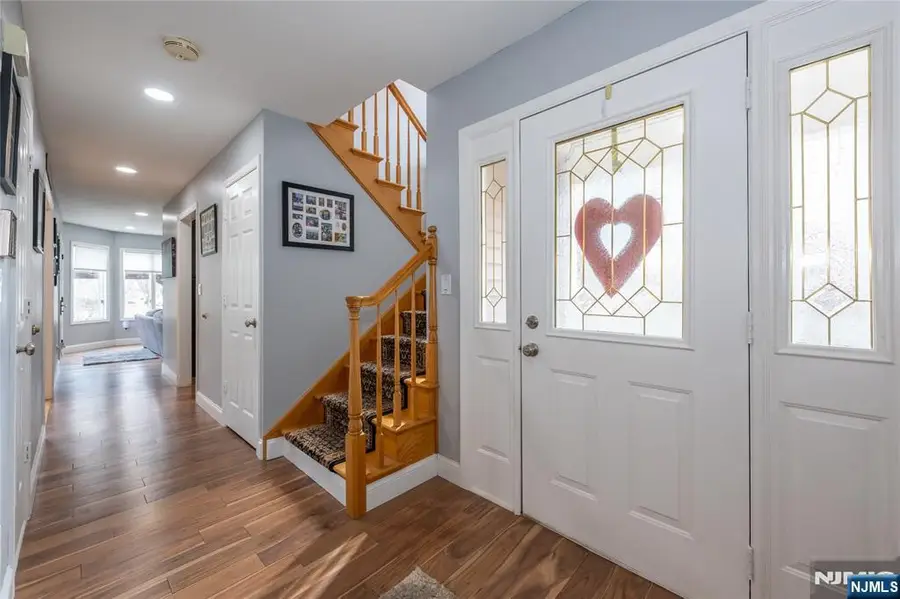 35 Turnberry Road, Little Falls, NJ 07424 - #3