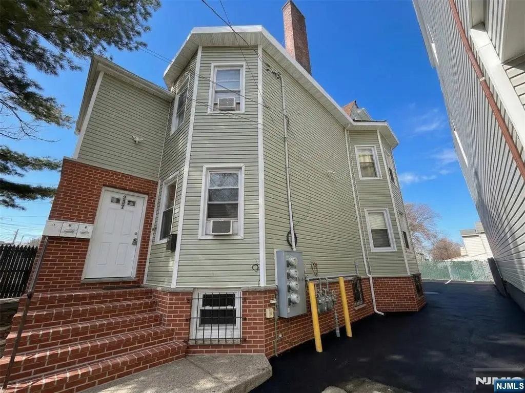237-239 6th Avenue, Newark, NJ 07107 - #1