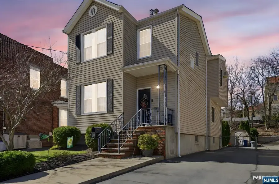 9 Vreeland Avenue, East Rutherford, NJ 07073 - #2