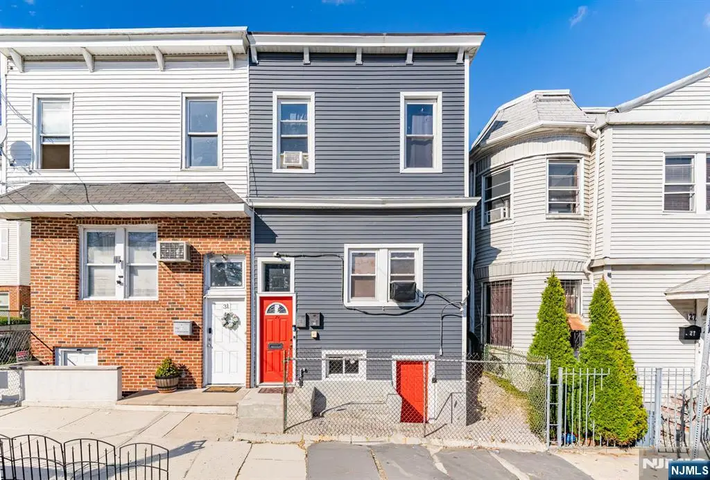 29 Victoria Avenue, Newark, NJ 07104 - #1