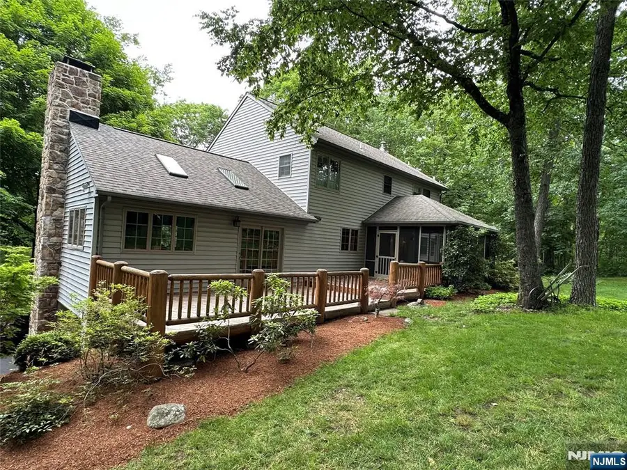 9 Buckhaven Trail, Hardyston, NJ 07460 - #2