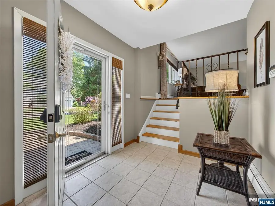 219 Kociemba Drive, River Vale, NJ 07675 - #3