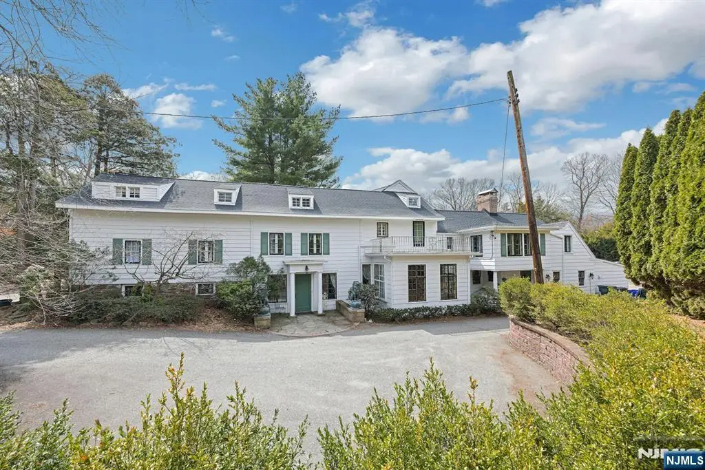 401 Wearimus Road, Ho Ho Kus, NJ 07423 - #1