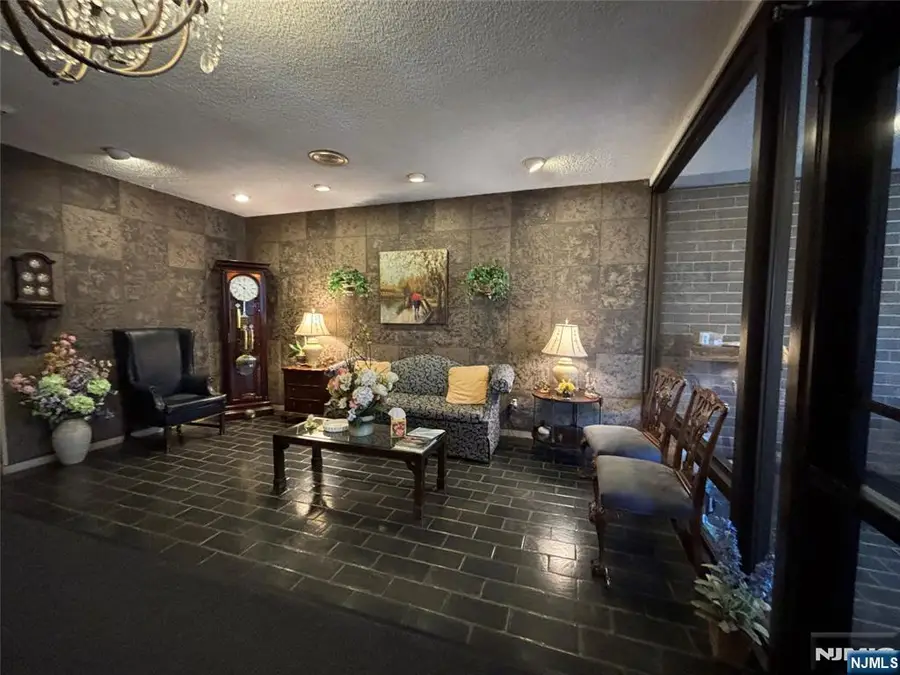 140 Euclid Avenue 1G, Hackensack, NJ 07601 - #3