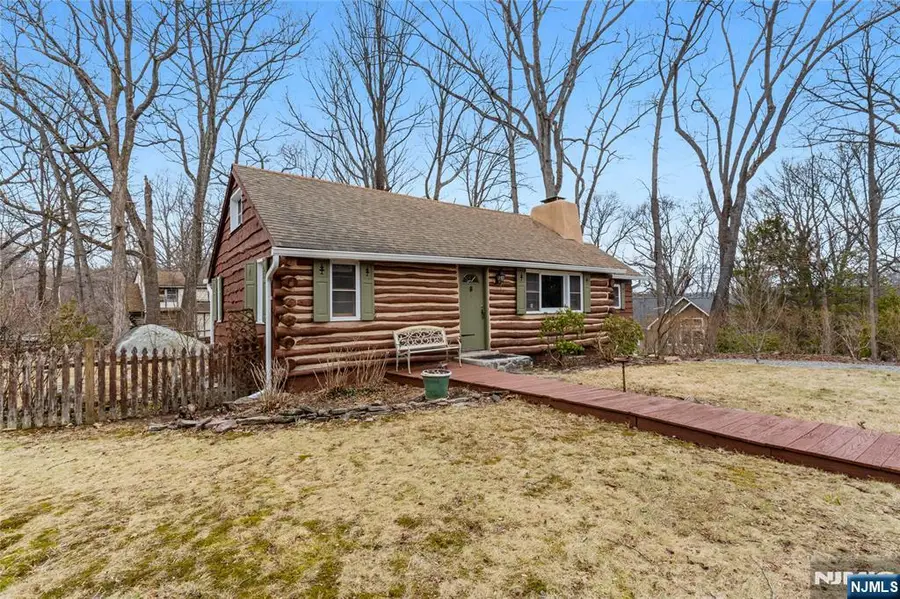 6 Partridge Trail, Kinnelon, NJ 07405 - #2