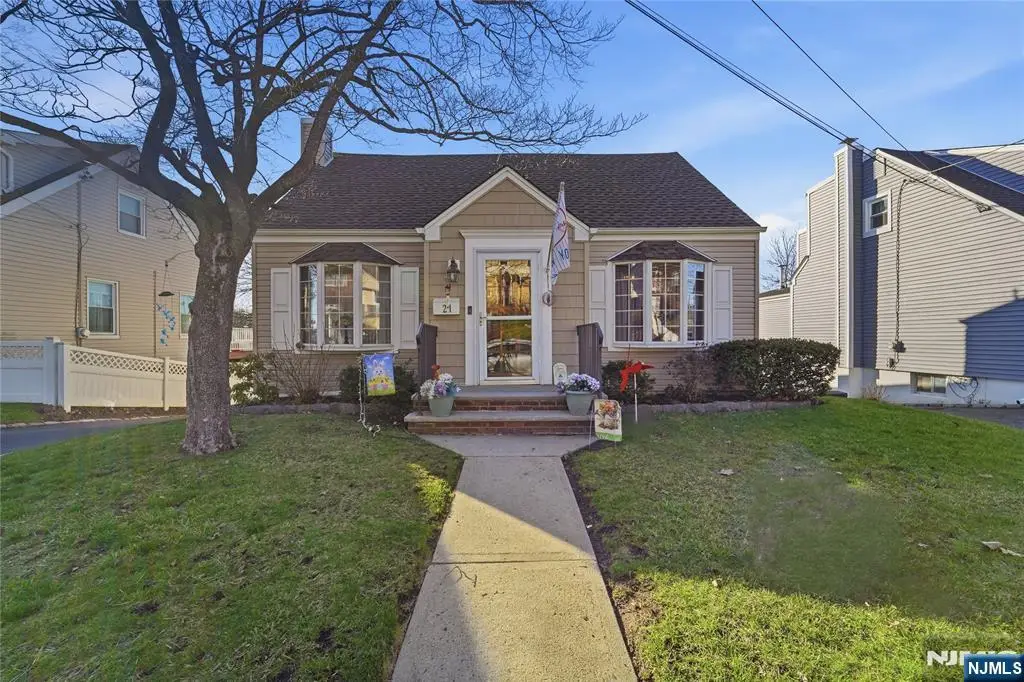 21 Park Place, Kearny, NJ 07032 - #1