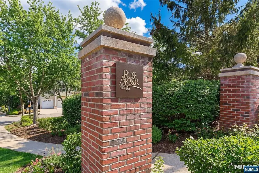 78 Wildflower Lane 1604, Morris, NJ 07960 - #3