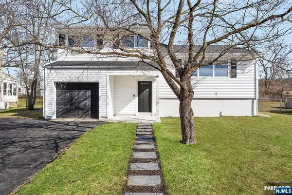 10 Alden Terrace, Mount Olive Township, NJ 07836