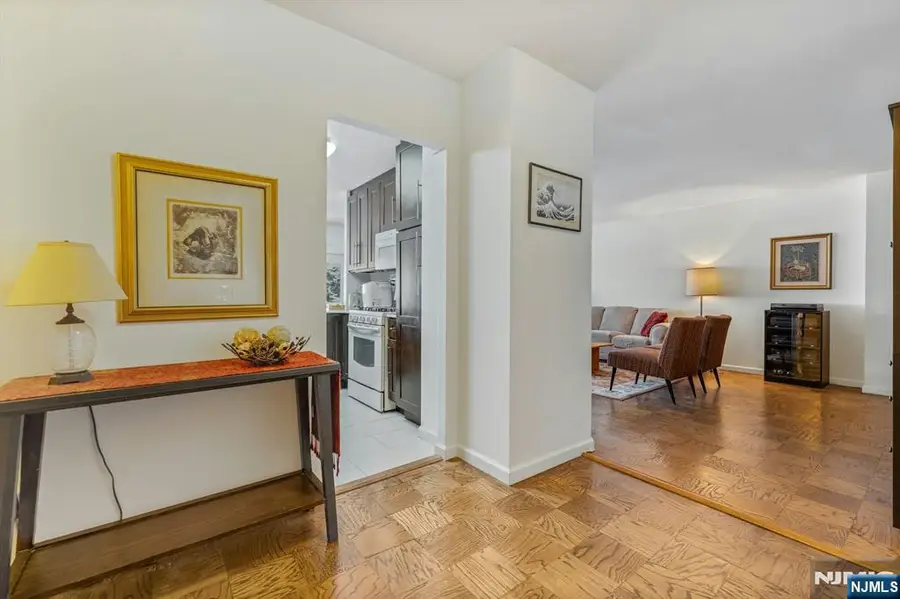 2150 Center Avenue 3C, Fort Lee, NJ 07024 - #2