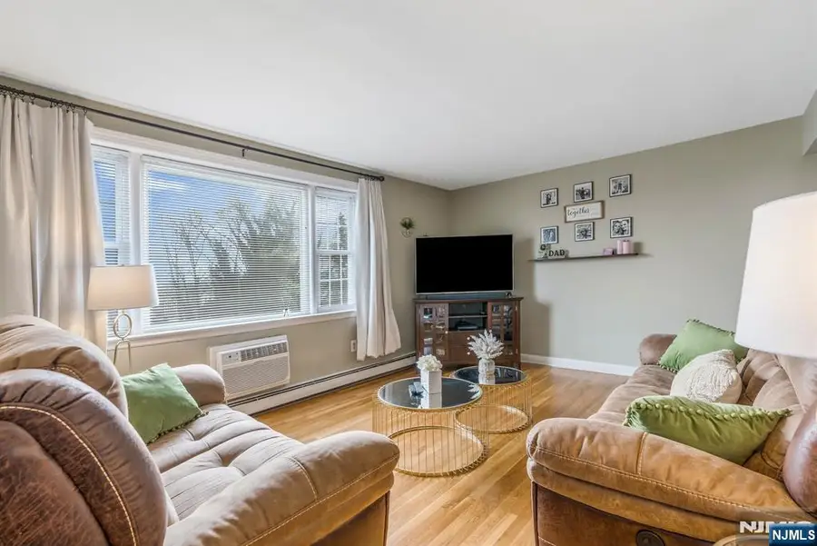 605 Grove Street 15 L, Clifton, NJ 07013 - #2