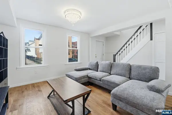 64 Willoughby Street, Newark, NJ 07112