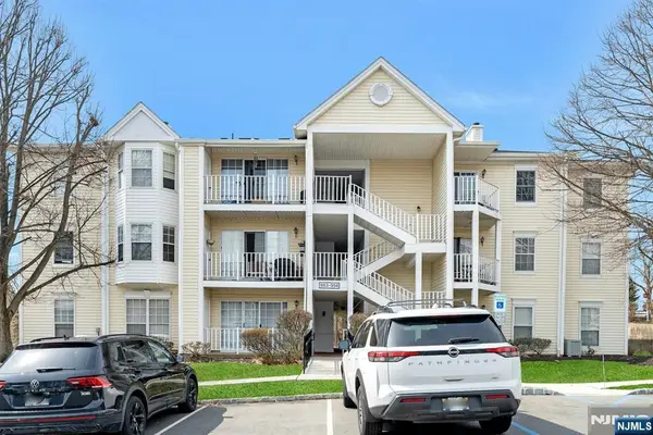 994 Boxwood Court, Mahwah, NJ 07430