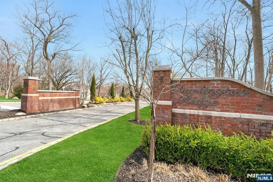 994 Boxwood Court, Mahwah, NJ 07430 - #2