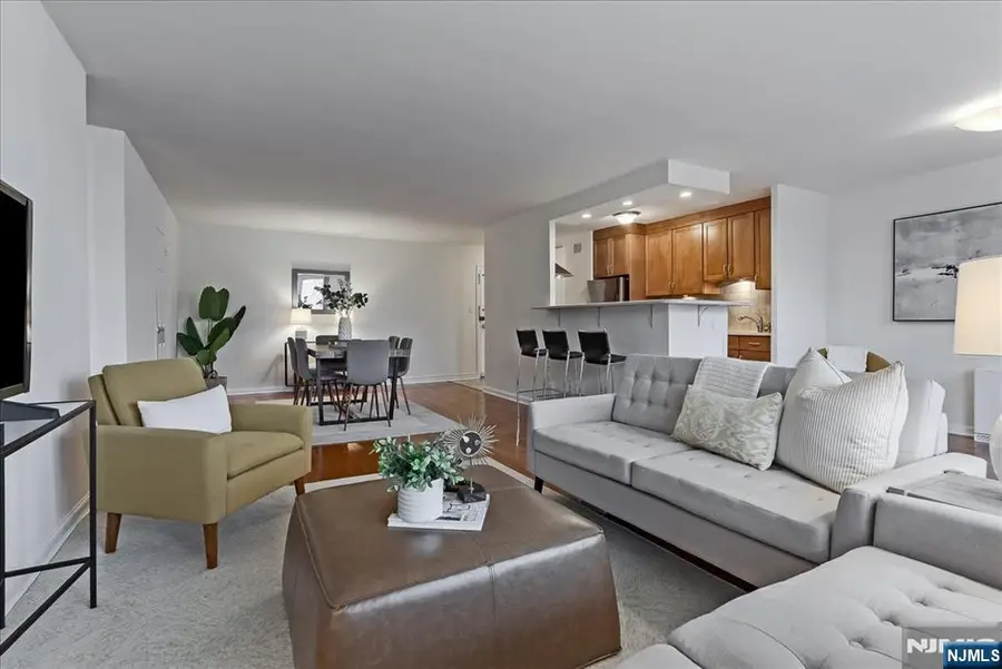 530 Valley Road C003L, Montclair, NJ 07043 - #3