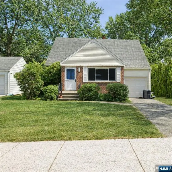 841 Prince Street, Teaneck, NJ 07666