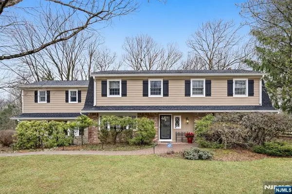 26 Valley Lane, Upper Saddle River, NJ 07458