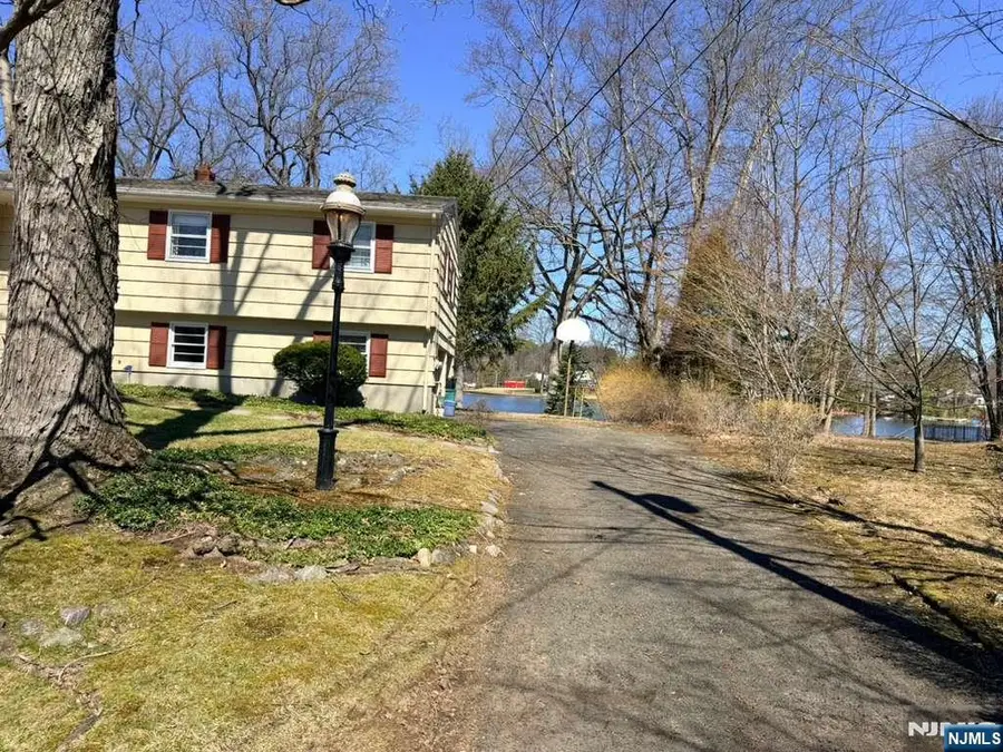 32 Lake Drive, Parsippany Troy Hills, NJ 07005 - #3