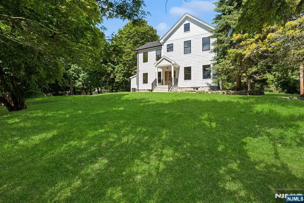 175 Crescent Avenue, Allendale, NJ 07401 - #1