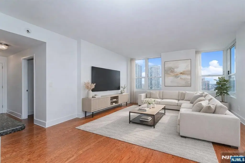 88 Morgan Street 3701, Jersey City, NJ 07302 - #1