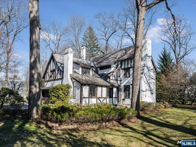 69 Stewart Road, Essex Fells, NJ 07021 - #2