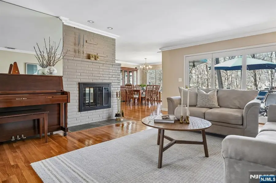 35 Brookview Terrace, Hillsdale, NJ 07642 - #3