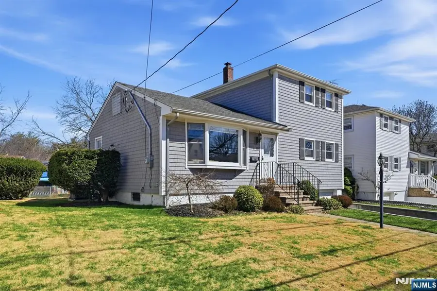 89 Larch Avenue, Bogota, NJ 07603 - #3