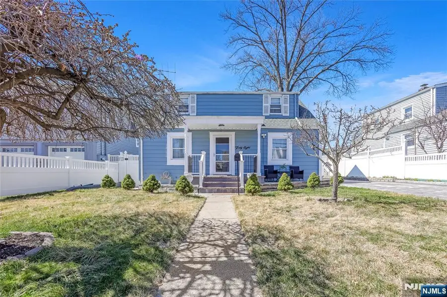 38 Henry Street, Elmwood Park, NJ 07407 - #2