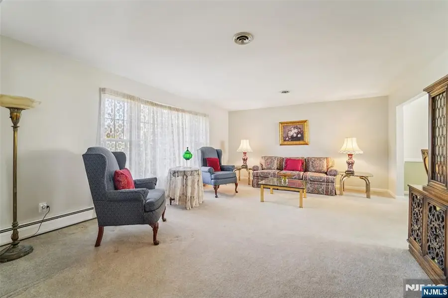 657 Lincoln Avenue, Glen Rock, NJ 07452 - #3