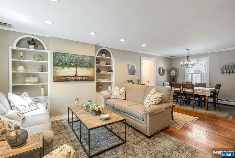 3 Ashburn Place, Fair Lawn, NJ 07410 - #3