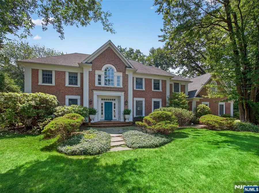 505 Ivy Lane, Wyckoff, NJ 07481 - #3