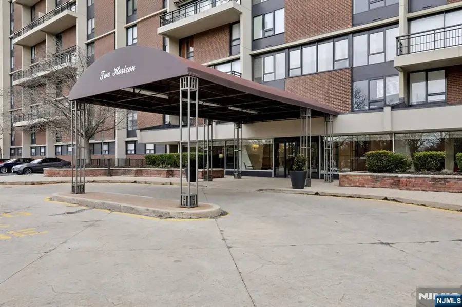 2 Horizon Road 1428, Fort Lee, NJ 07024 - #2