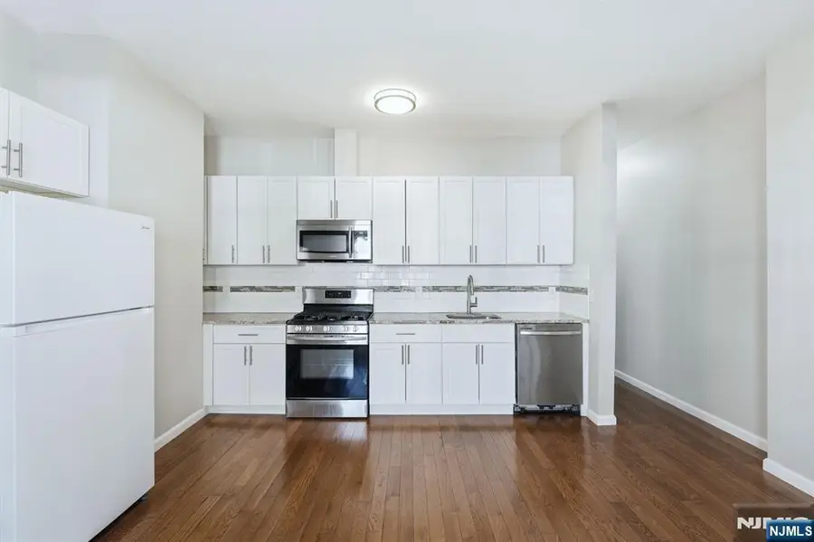 314 W 7th Avenue, Newark, NJ 07107 - #3