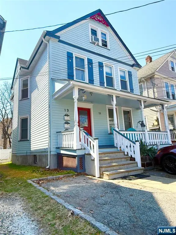 19 Sylvan Place, Montclair, NJ 07042 - #3