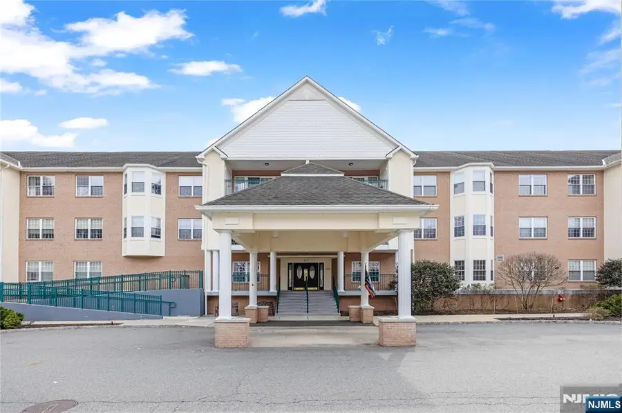 401 Dercole 111, Norwood, NJ 07642 - #2