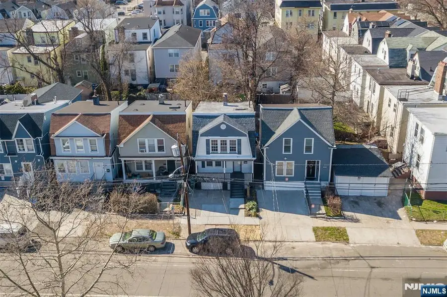 208 11th Street, Newark, NJ 07107 - #2